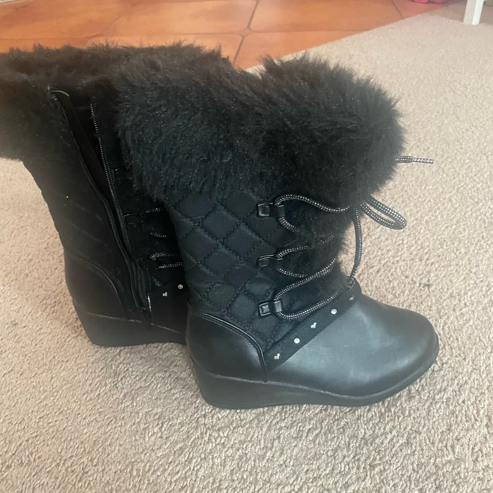 Piper black fur boot